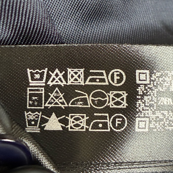 NWT. Zara ZW Collection Dark Blue Asymmetrical Vest with a V-Neck. Size M. - Picture 10 of 10